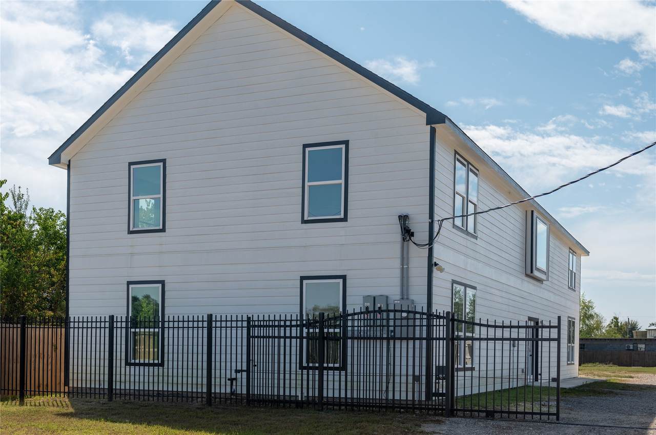 1654 County Road 3540 - Photo 1