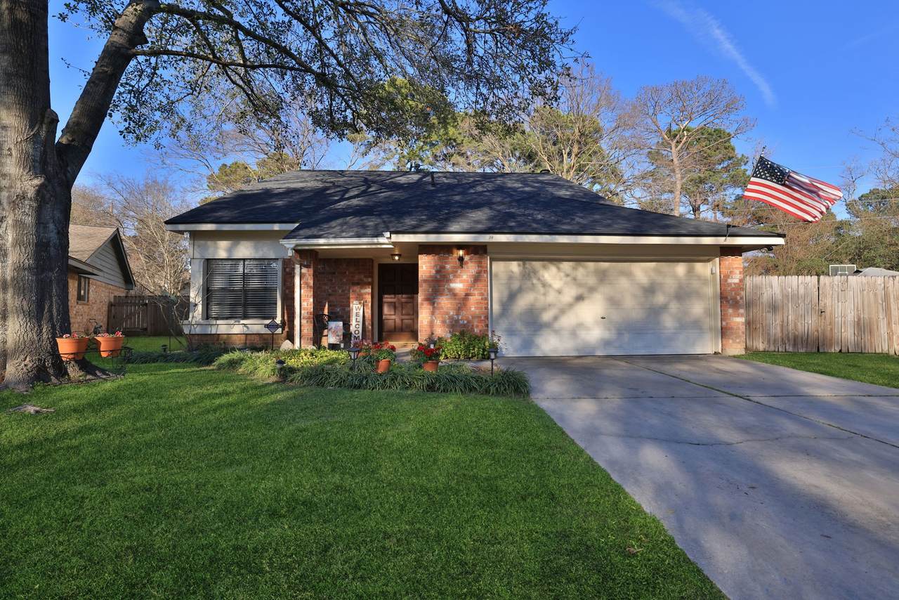 9102 Woodhouse Drive - Photo 1