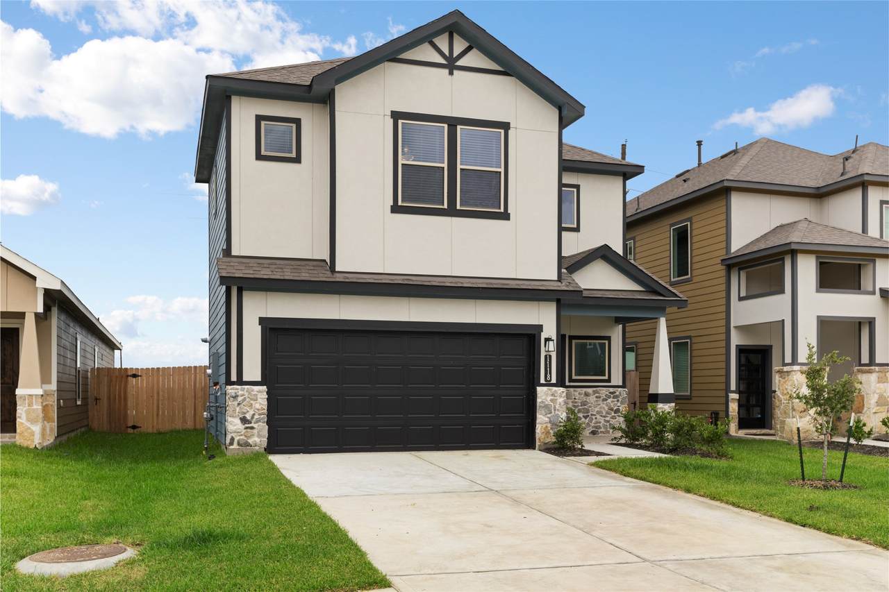 1118 Elsinore Drive - Photo 1