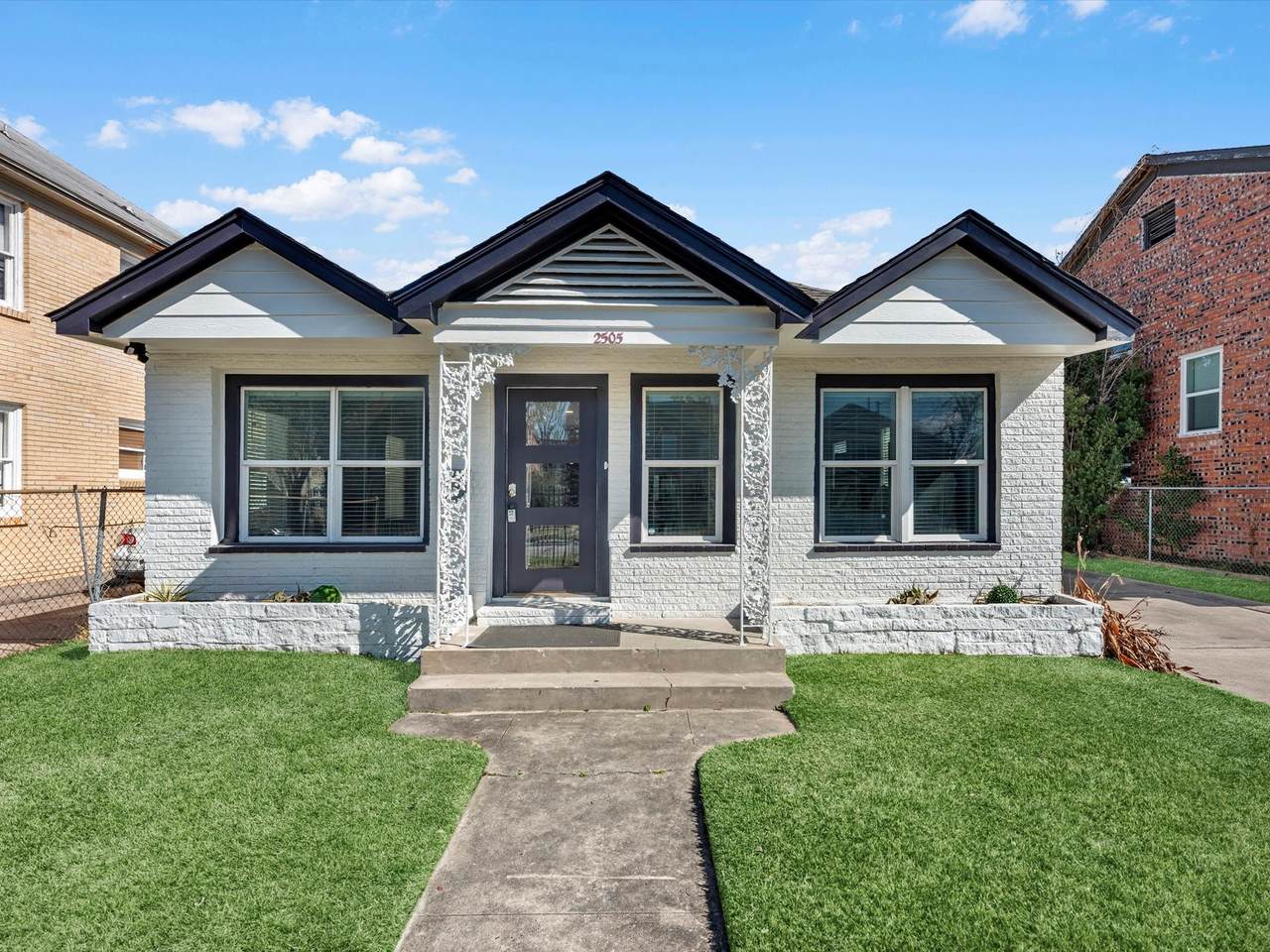 2505 Truxillo Street - Photo 1