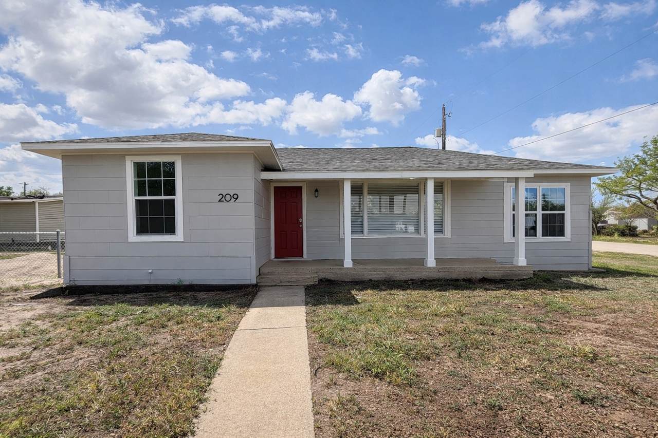 209 Alfred - Photo 1
