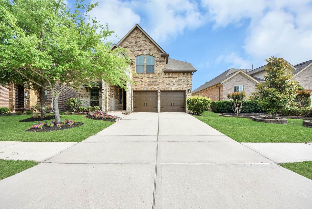 9815 Patricia Haven Lane - Photo 1