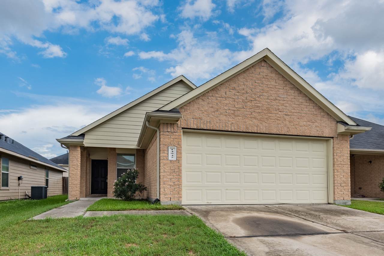14942 Hidalgo Valley Lane - Photo 1