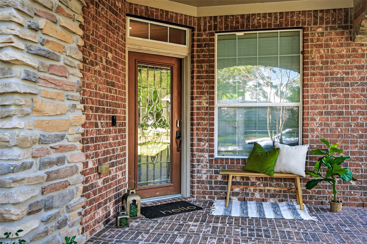 155 Rocky Point Drive - Photo 1