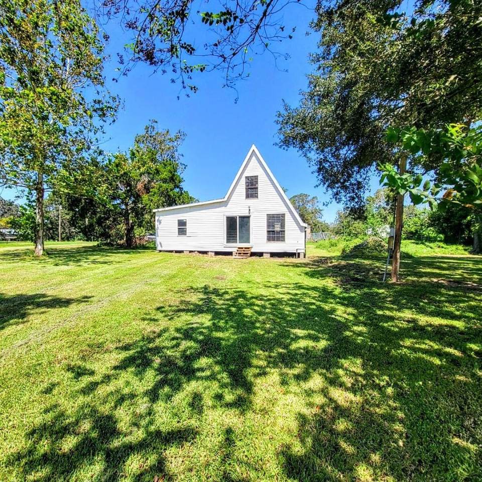 4520 County Road 929C - Photo 1