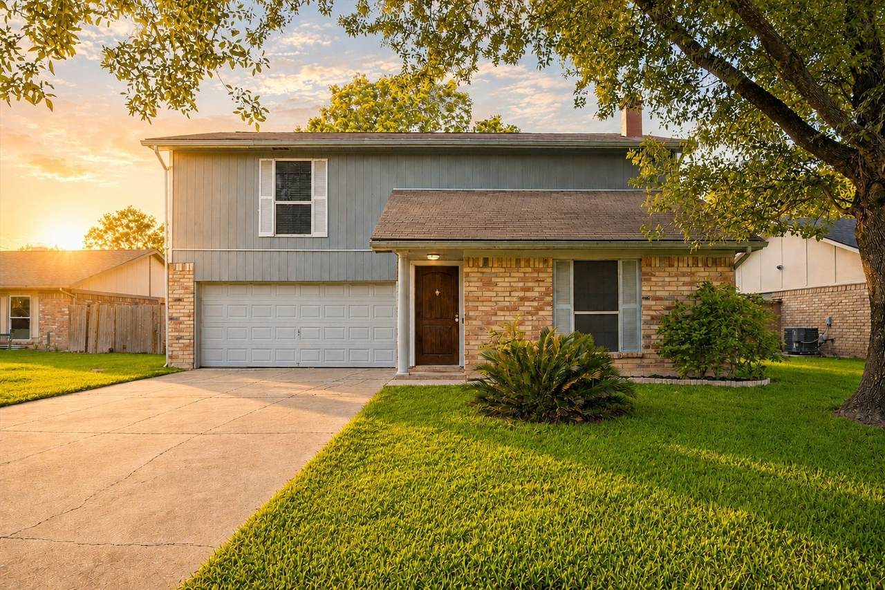 3706 Royal Manor Drive - Photo 1