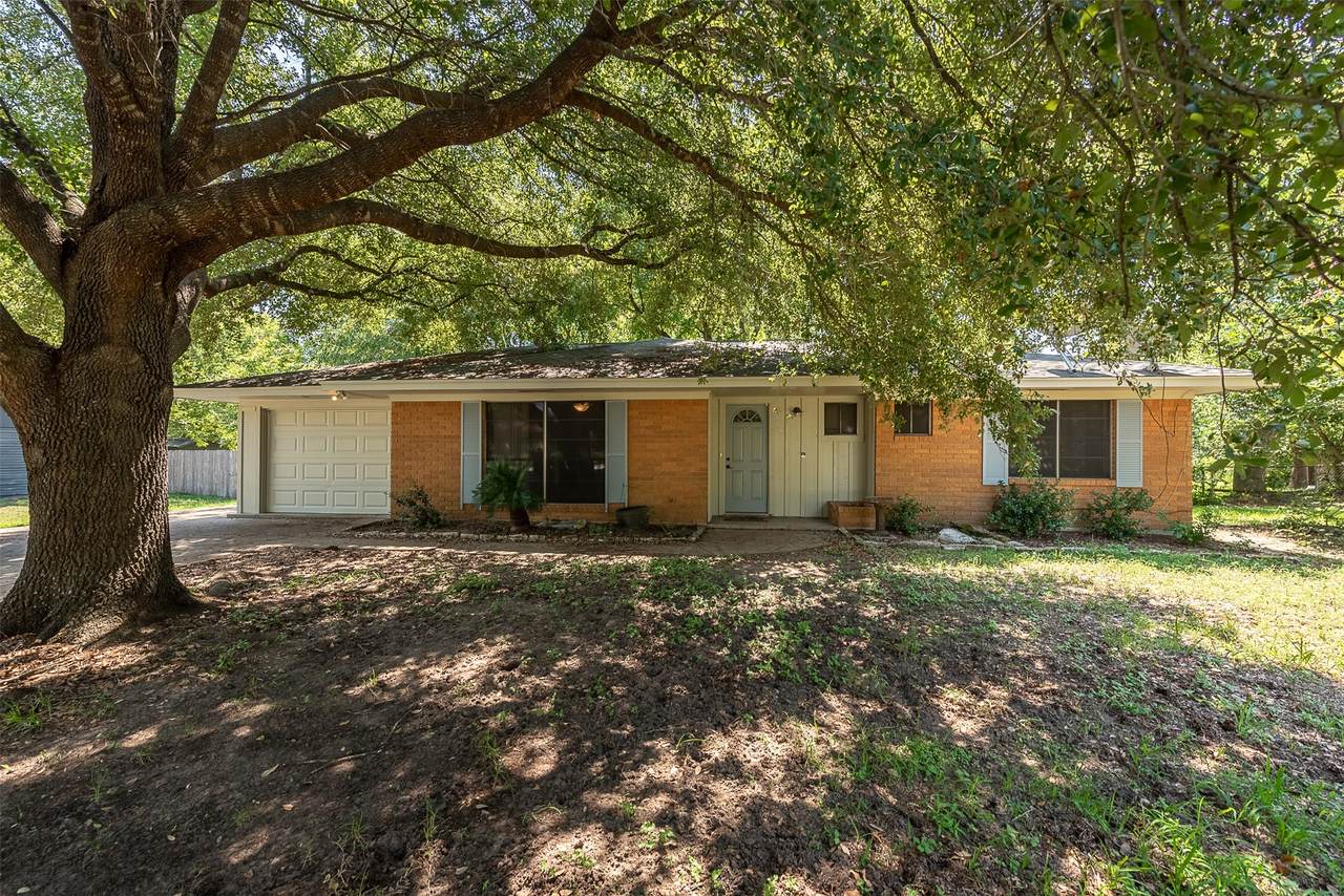 504 Redbud Street - Photo 1