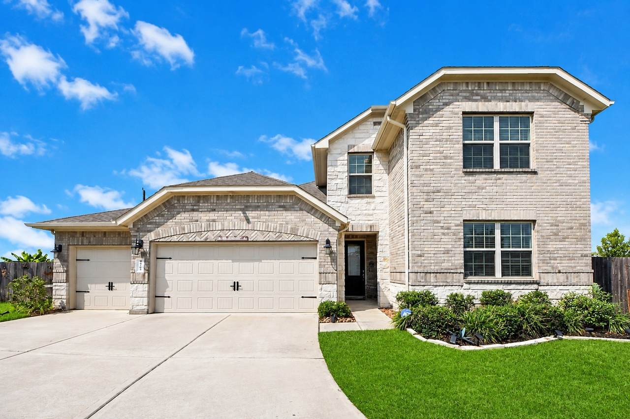 16203 Neff Park Drive - Photo 1