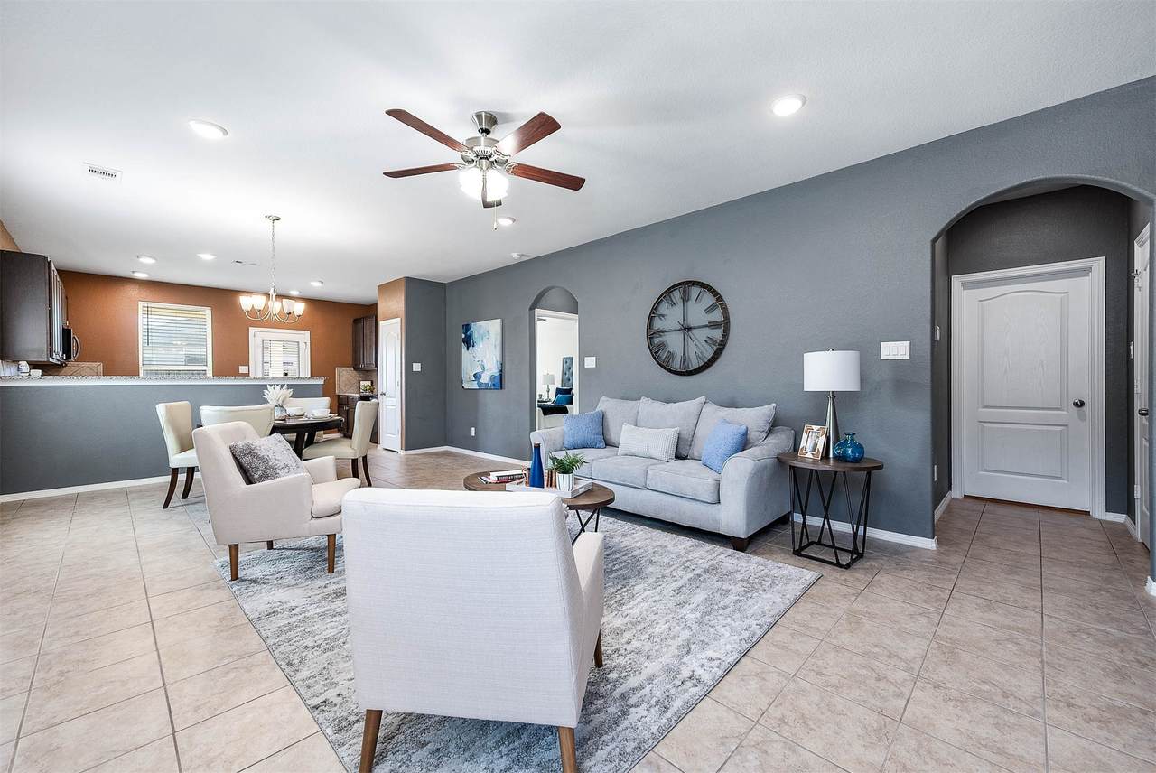 2410 Concord Terrace - Photo 1