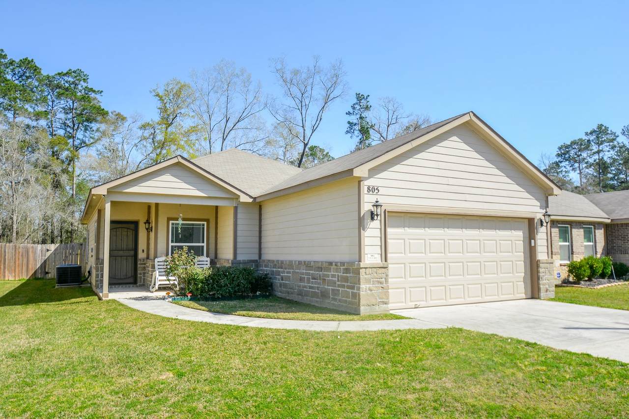 805 Willow Avenue - Photo 1