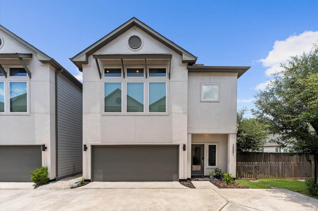 2422 Cochran Street - Photo 1