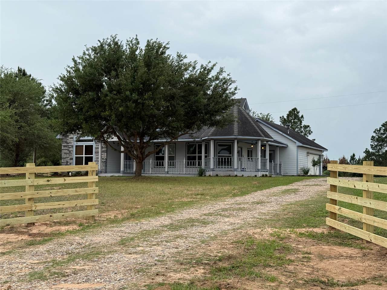 1327 Kenney Hall Rd - Photo 1