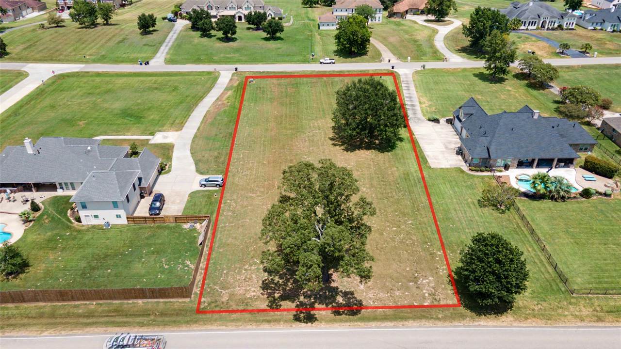 18937 Harbor Side Boulevard - Photo 1