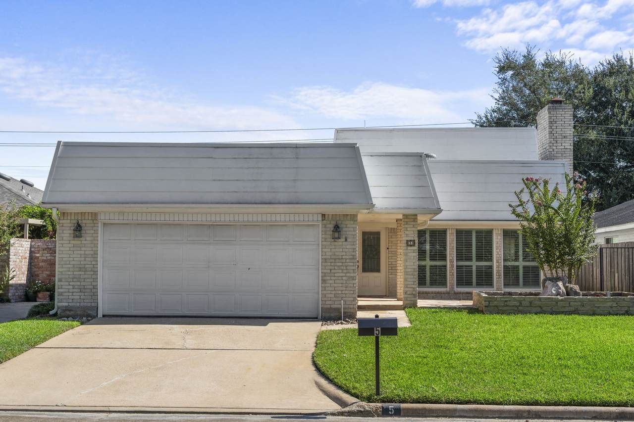 5 Tiffany Square - Photo 1