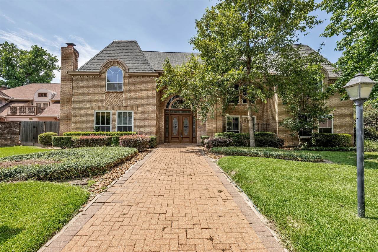 4202 Canterwood Drive - Photo 1