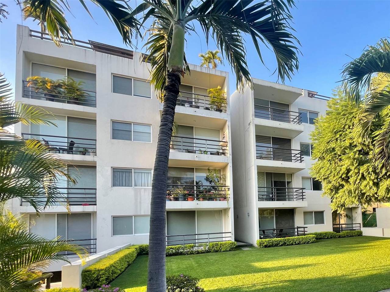  Galeana 20-302 - Photo 1