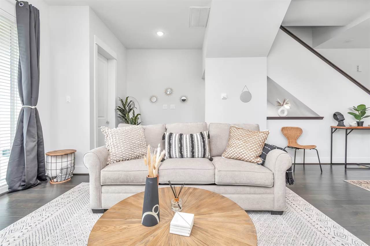 2817 Palm Street - Photo 1
