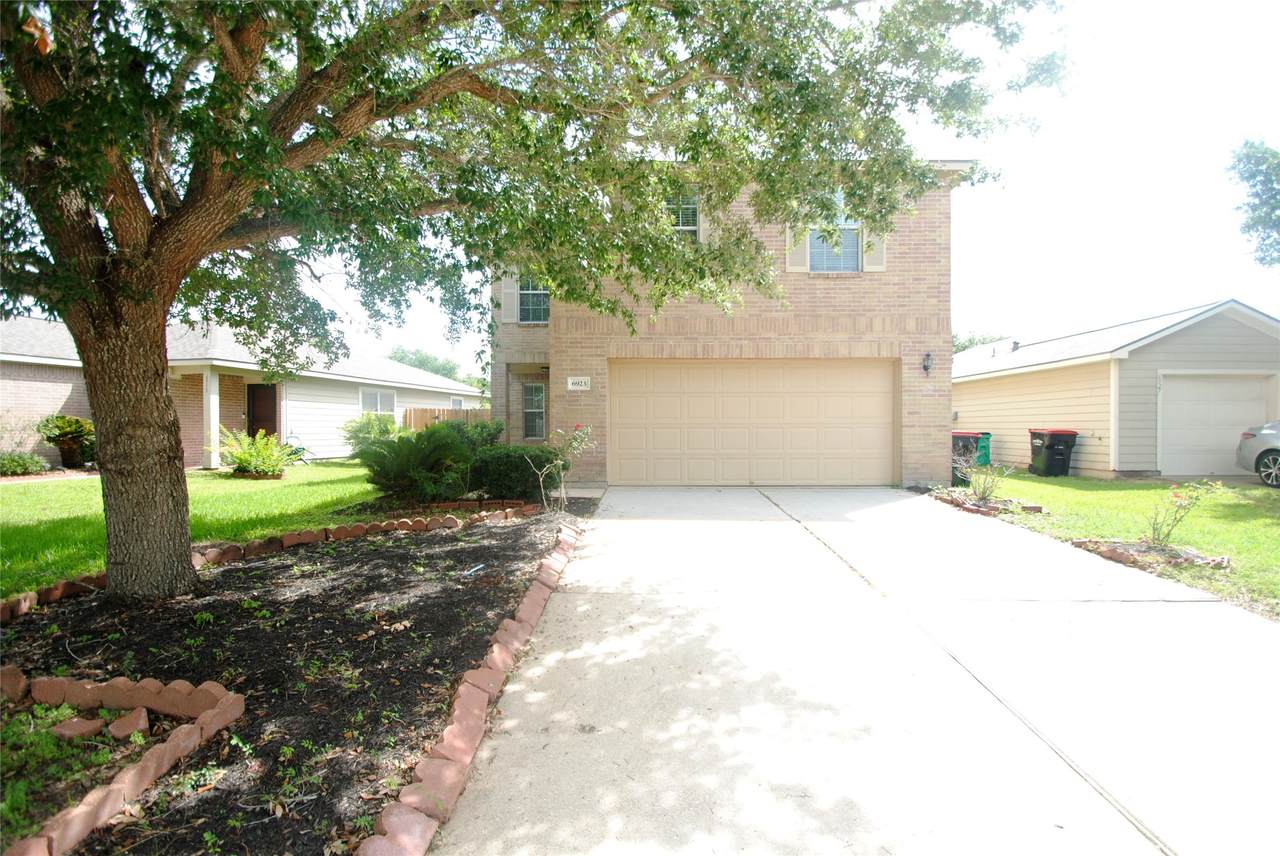 6923 Waterlilly View Lane - Photo 1