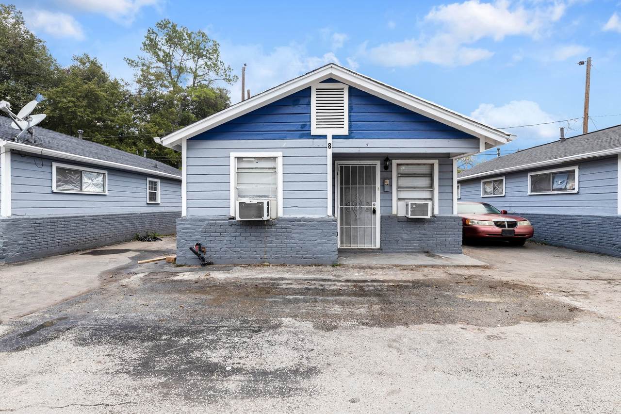 4203 Hirsch Road - Photo 1