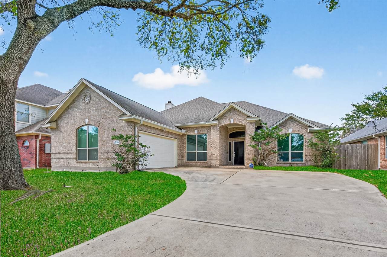 12426 Shadycrest Drive - Photo 1