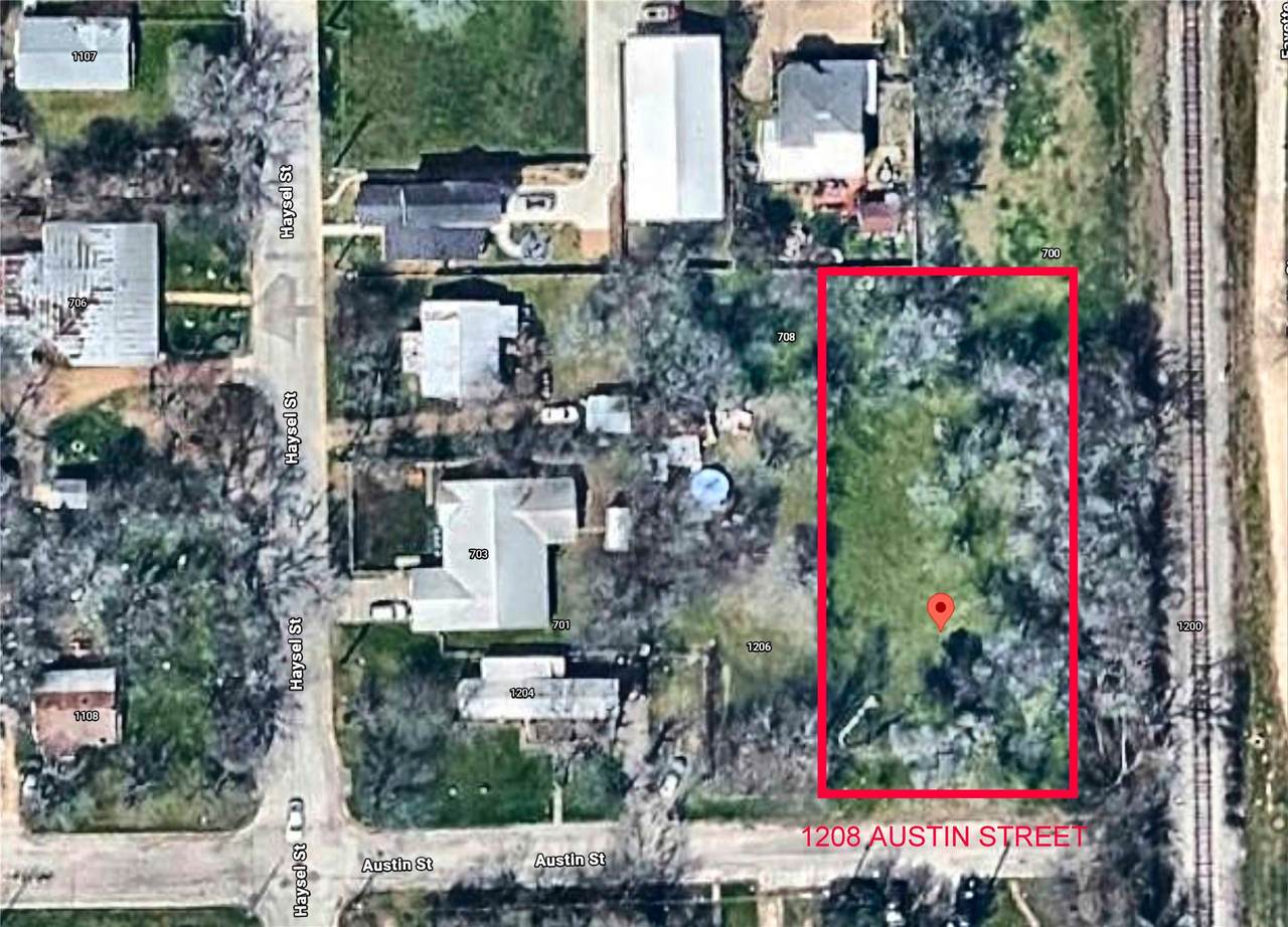 1208 Austin Street - Photo 1