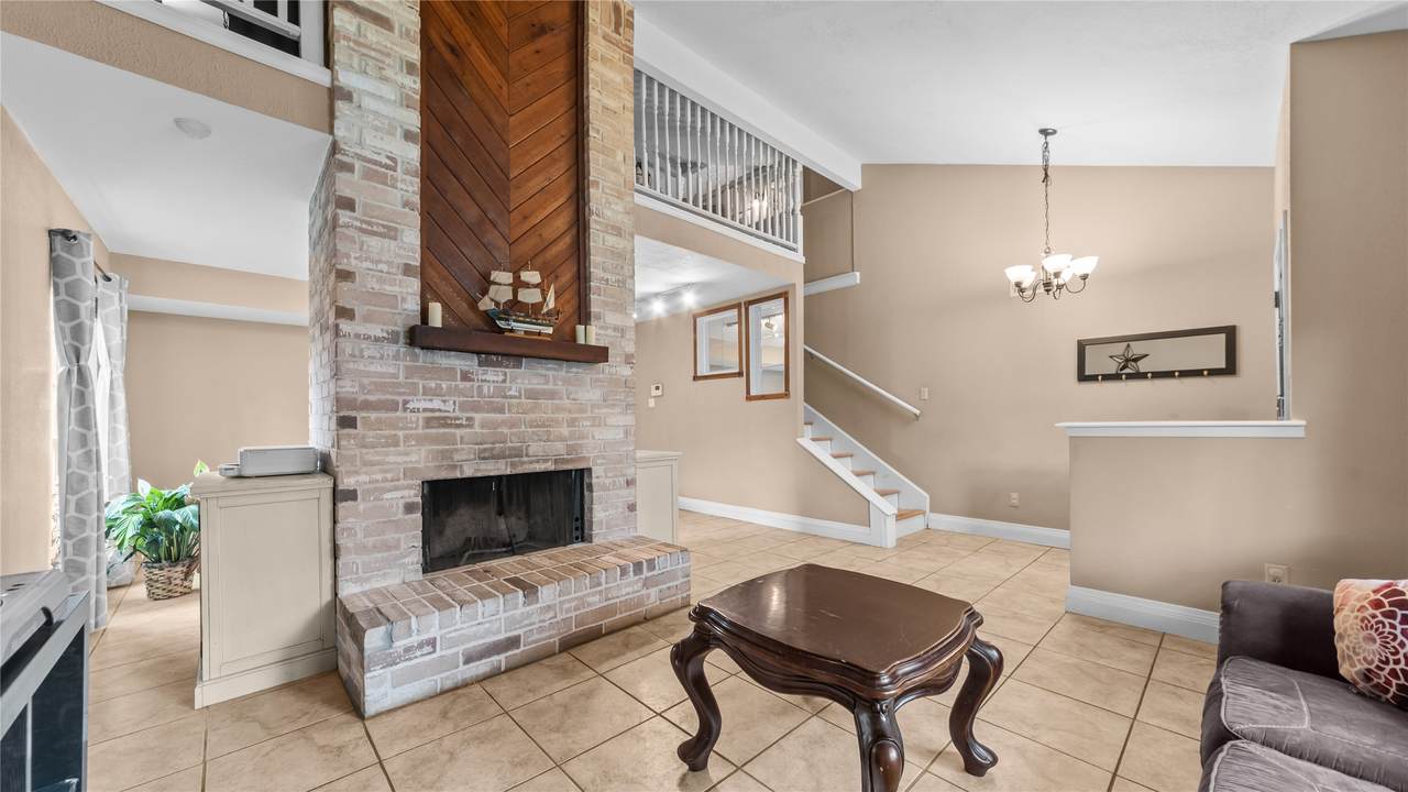 21615 Slippery Creek Lane - Photo 1