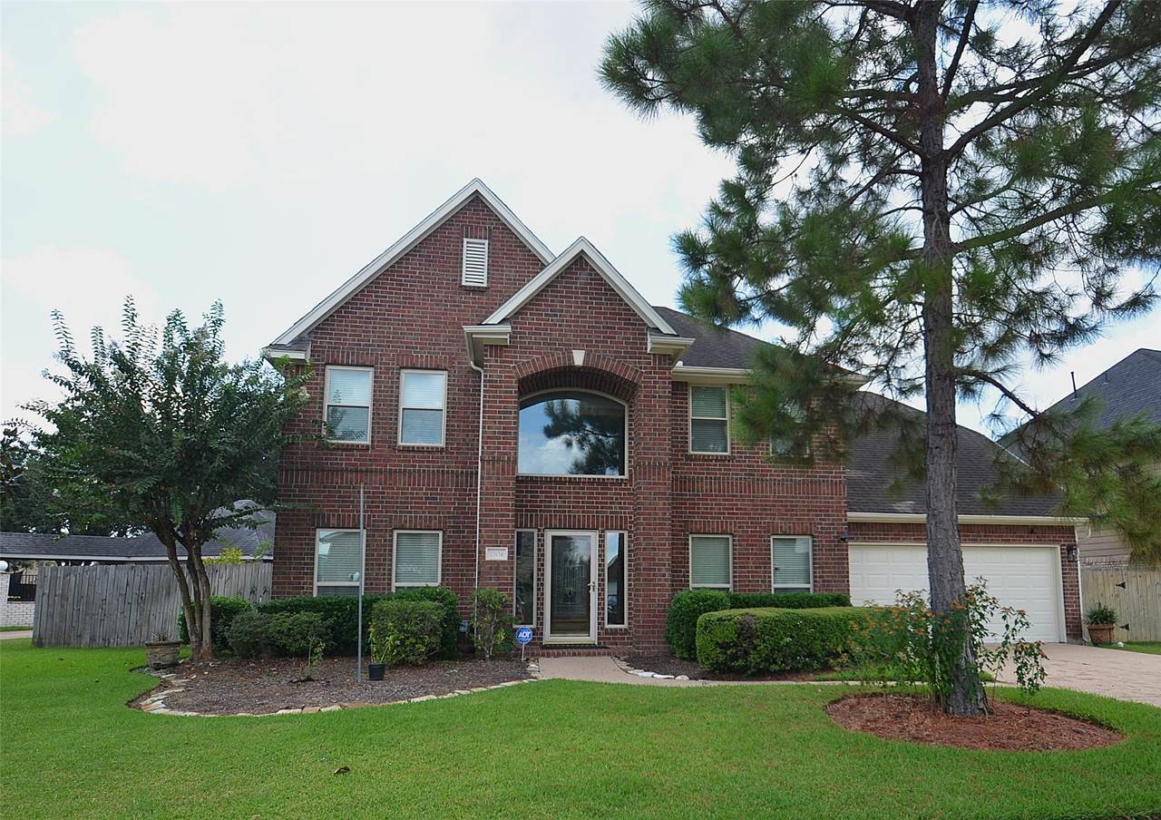 1504 Pine Grove Lane - Photo 1