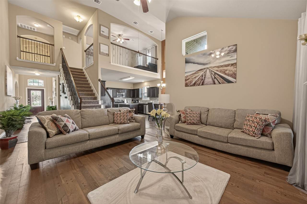 4502 Mallory Creek Drive - Photo 1