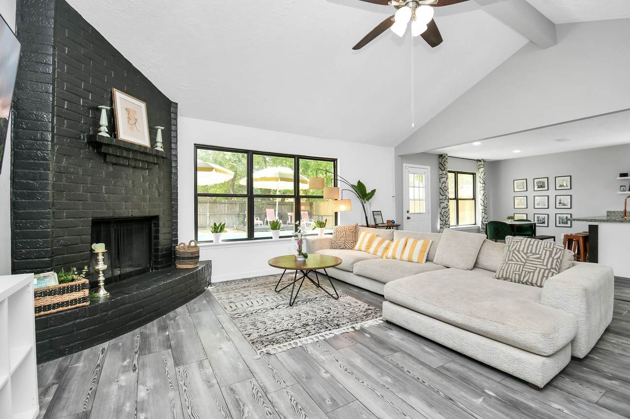5706 Sunnygate Drive - Photo 1