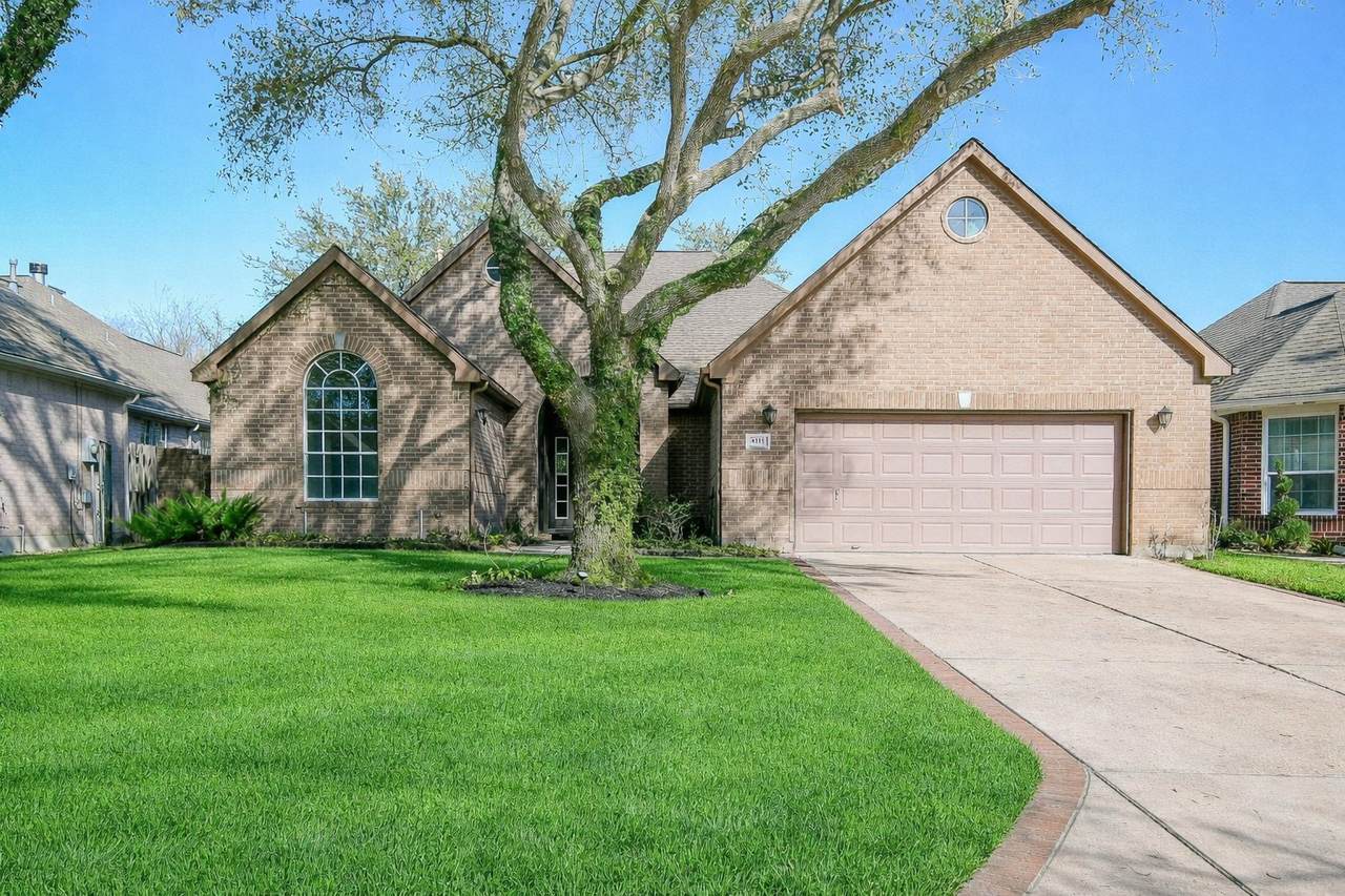 4111 Clubhollow - Photo 1