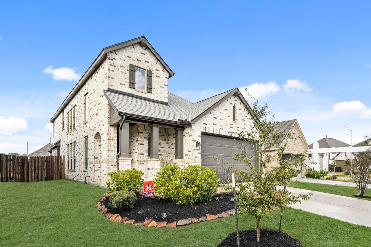 5010 Chestnut Orchard Drive - Photo 1