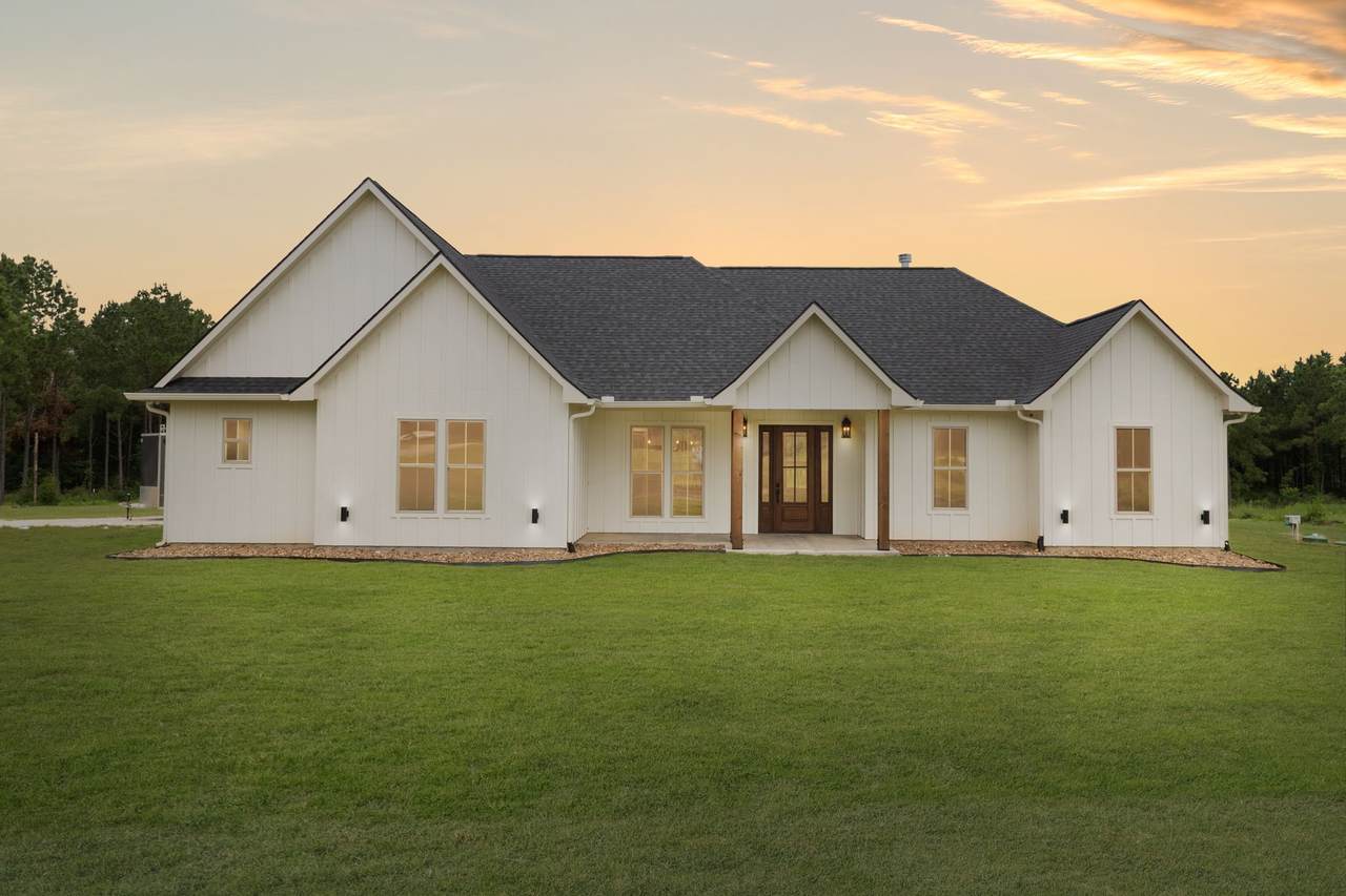 303 Bonfire Bend - Photo 1