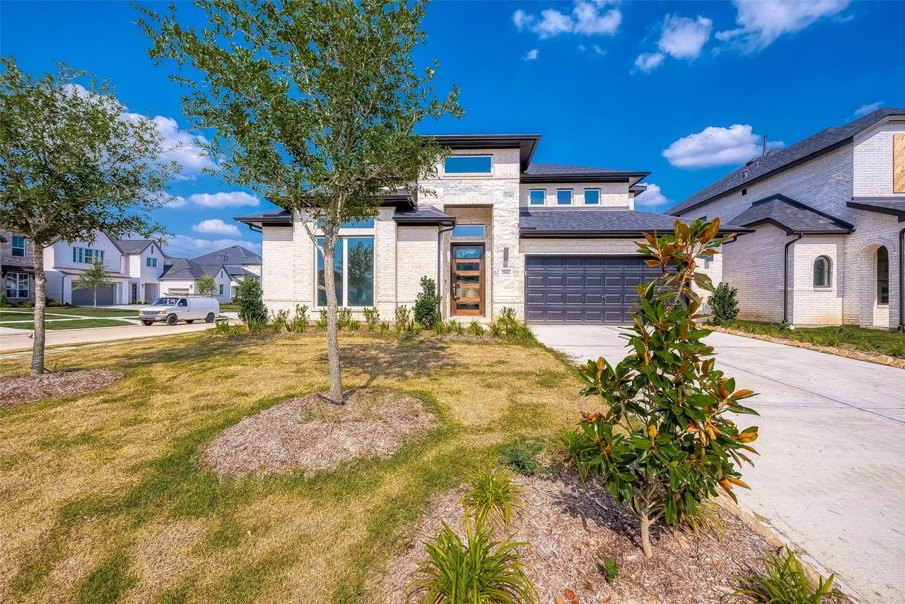 29803 Breezy Pines Loop - Photo 1