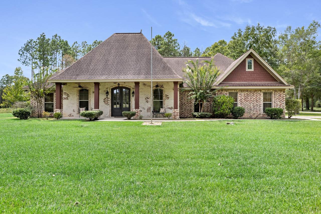 141 County Road 889 - Photo 1