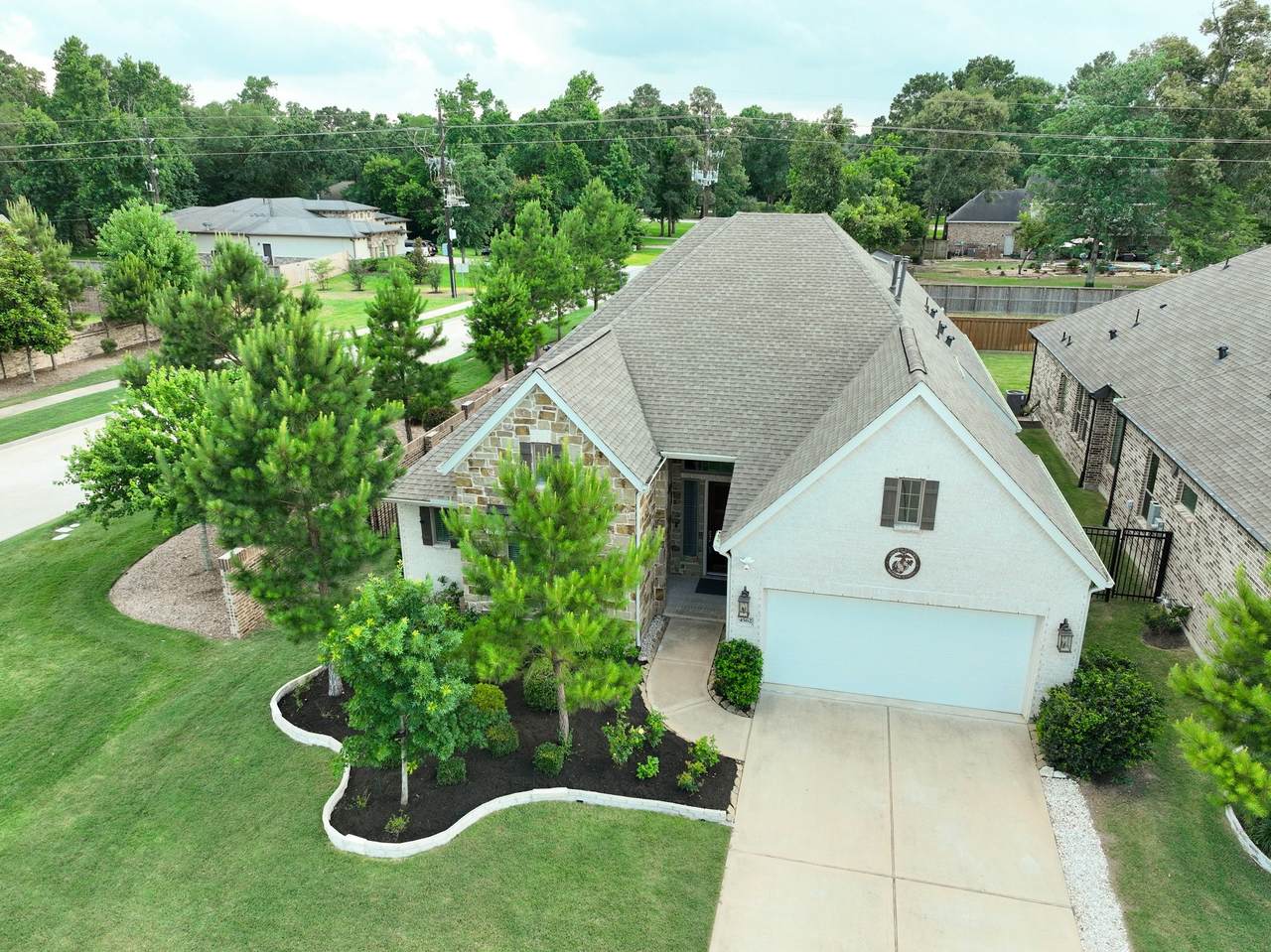 4562 Silver Moon Drive - Photo 1