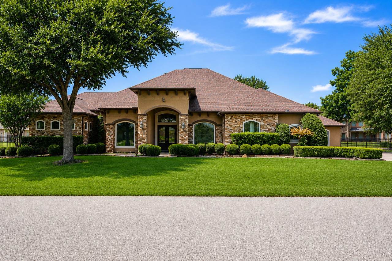 4406 Convento Drive - Photo 1