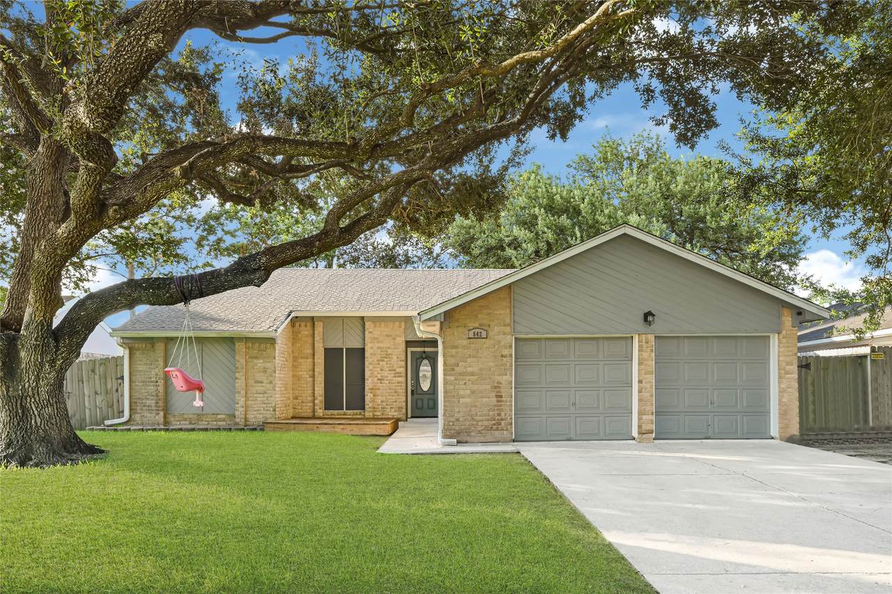 842 Walbrook Drive - Photo 1