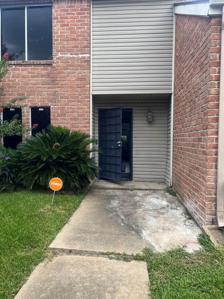 10924 Village Bend Lane - Photo 1