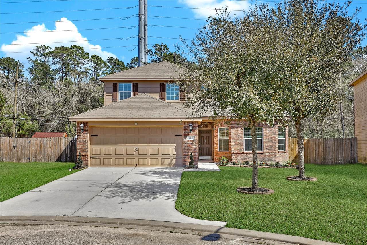 305 Crooked Pine Court - Photo 1