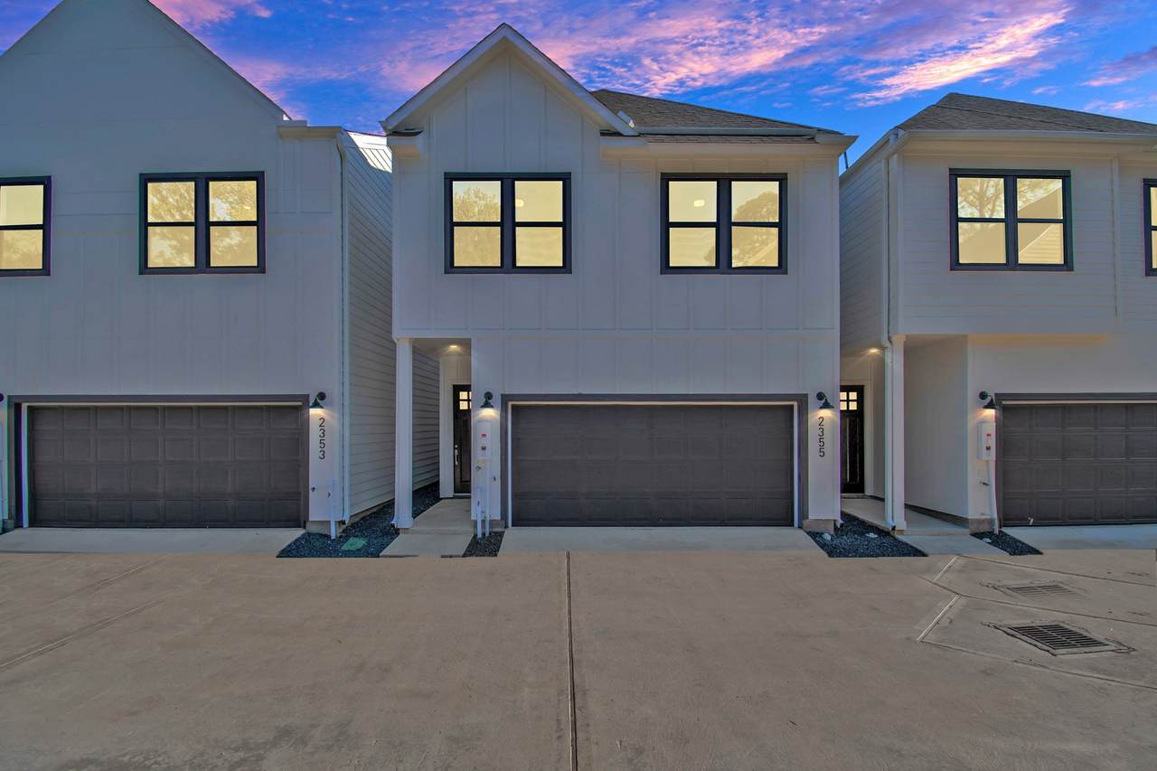 2333 Hoskins Drive - Photo 1