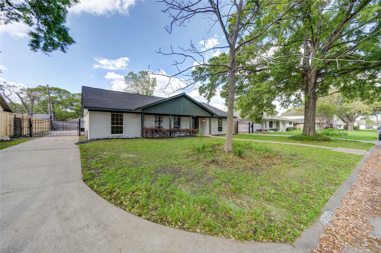 4314 Nenana Drive - Photo 1
