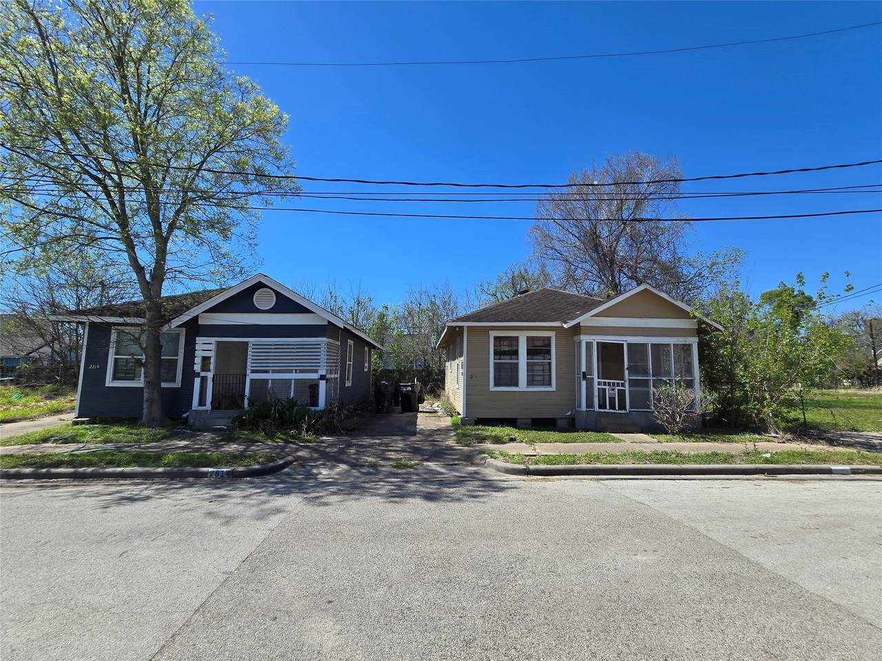 2812 Brailsfort Street - Photo 1