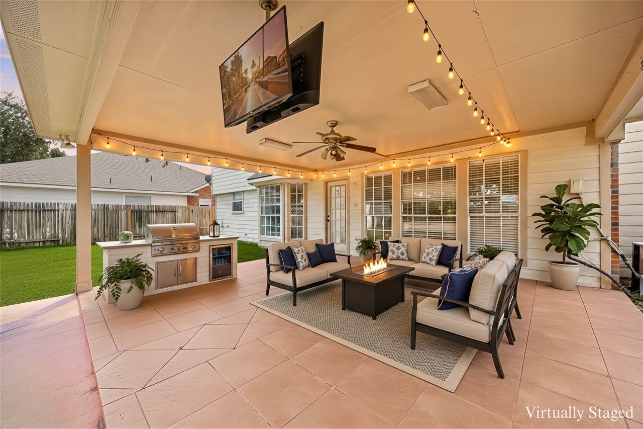 1923 Blooming Park Lane - Photo 1