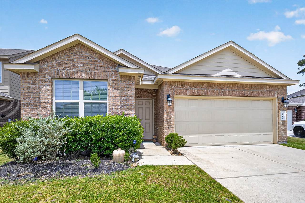 2314 Fallen Willow Court - Photo 1