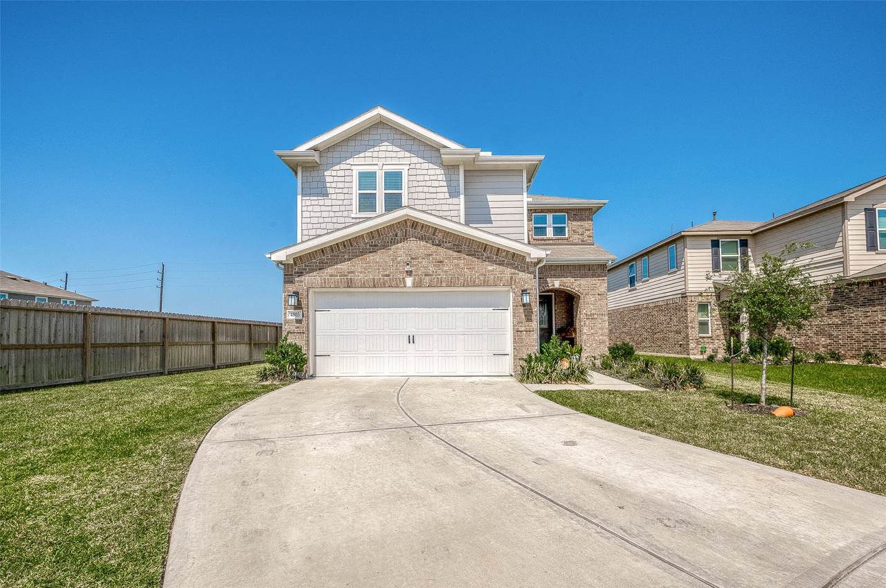4803 Wellington Manor Court - Photo 1