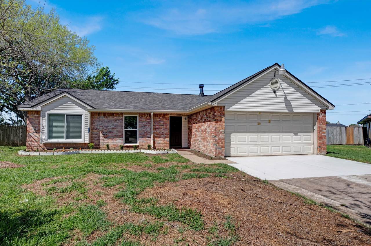 2302 Doverglen Drive - Photo 1