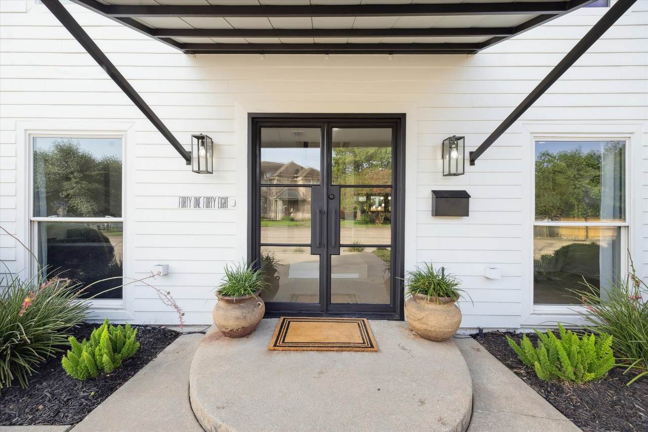 4148 Bissonnet Street - Photo 1