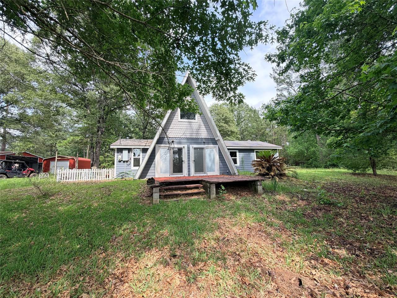 345 Private Road 8512 - Photo 1