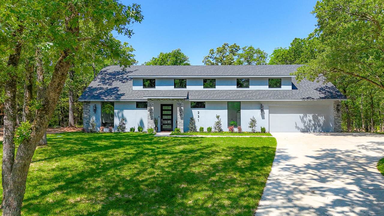 231 Stonewall Drive - Photo 1