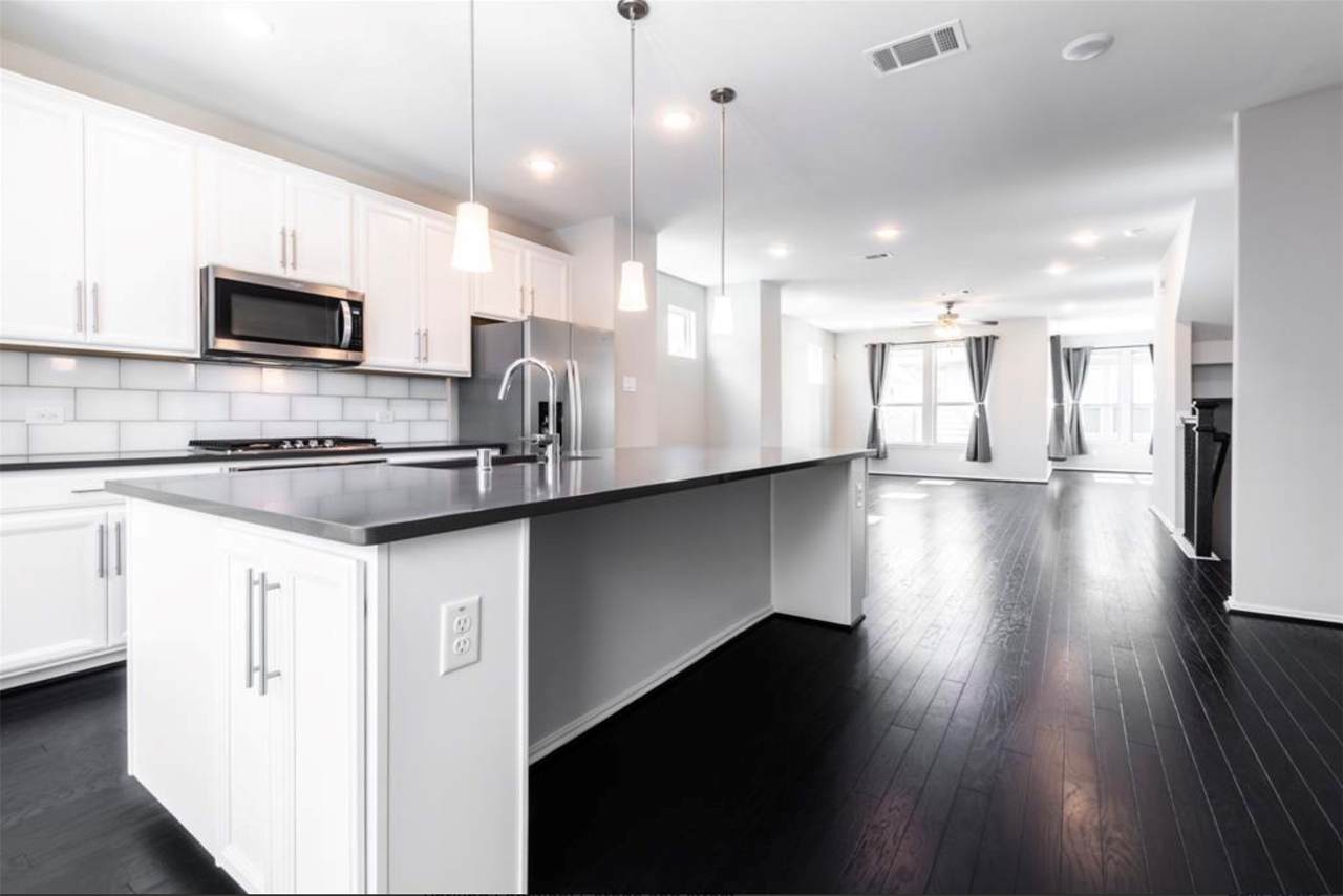 3108 Roseland Terrace Lane - Photo 1
